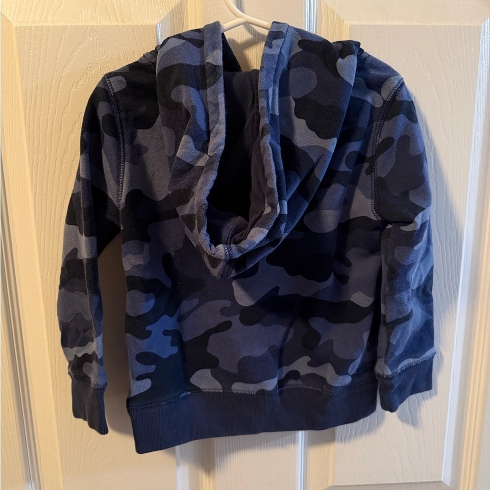GAP Kids Navy Camo Hoodie Size 4 - Picture 2 of 3